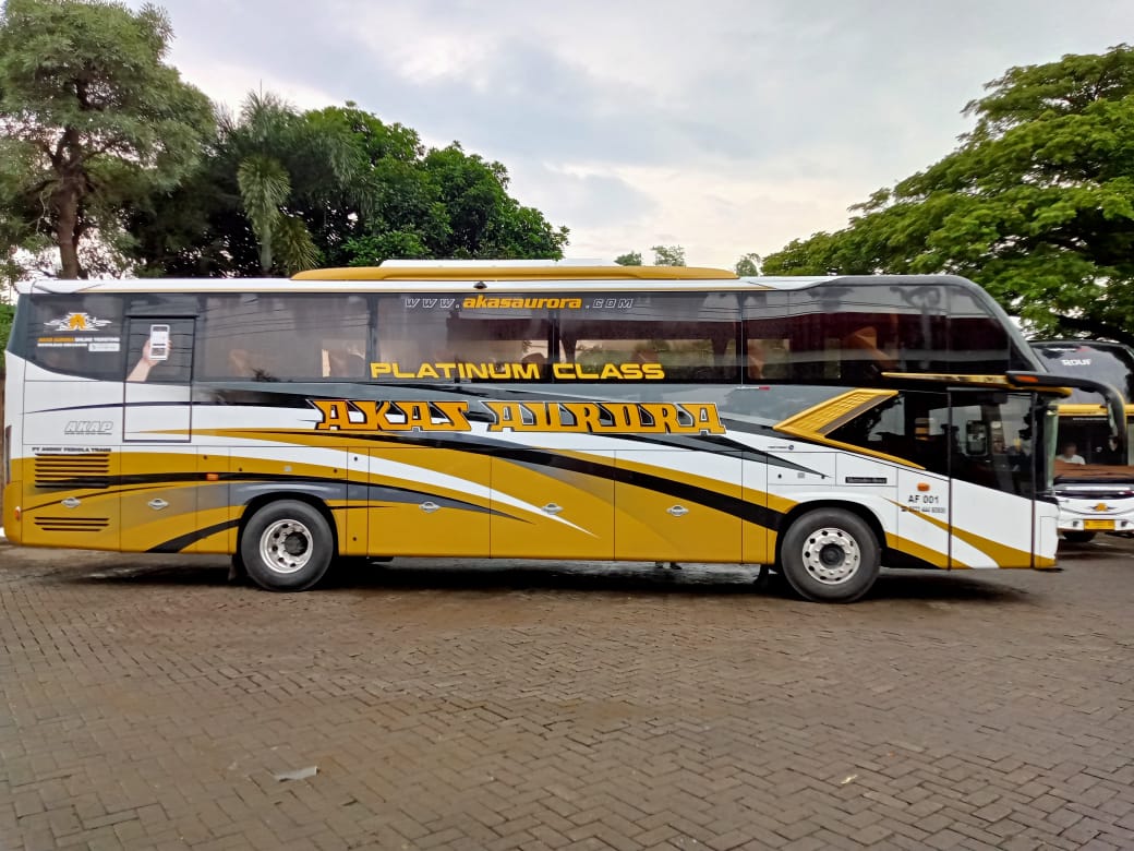 AF 001 / ABDURRAHMAN-MERCEDES BENZ-OH 1626 L 4X2 M